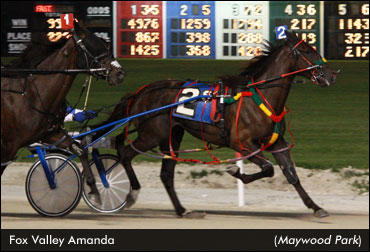 'Amanda' Triumphs In Maywood Filly Pace