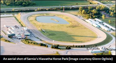 Laver Discusses Petro Dealin