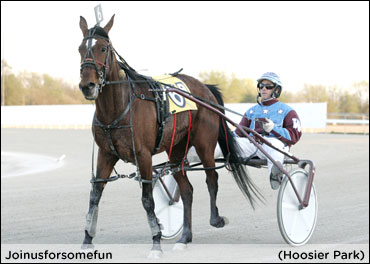 Joinusforsomefun Stuns Field In Invite