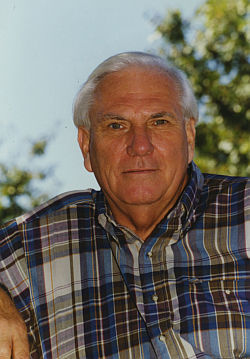 Heffering To Agriculture Hall