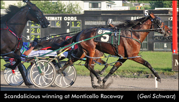 Scandalicious Wins Dover Distaff