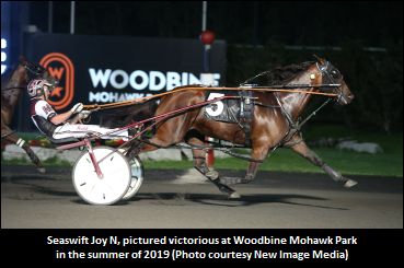 Mare's 'Swift' Mohawk Qualifier 