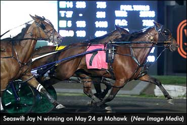 Seaswift Joy N Triples At Mohawk