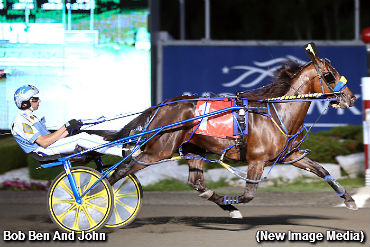 Sportswriters Sweep Gold Divisions