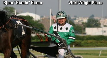 Noren’s Vertical Horizon Ready To Rock