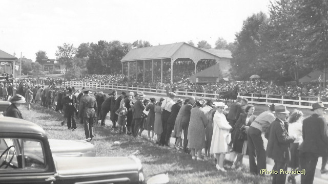 Fountain Park in New Hamburg