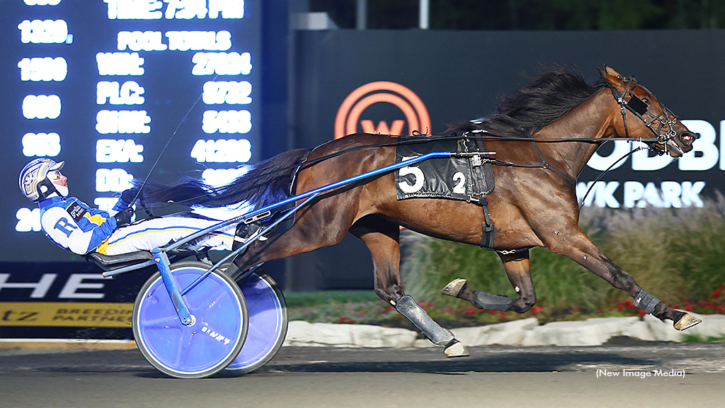 Gaines Hanover winning at Woodbine Mohawk Park