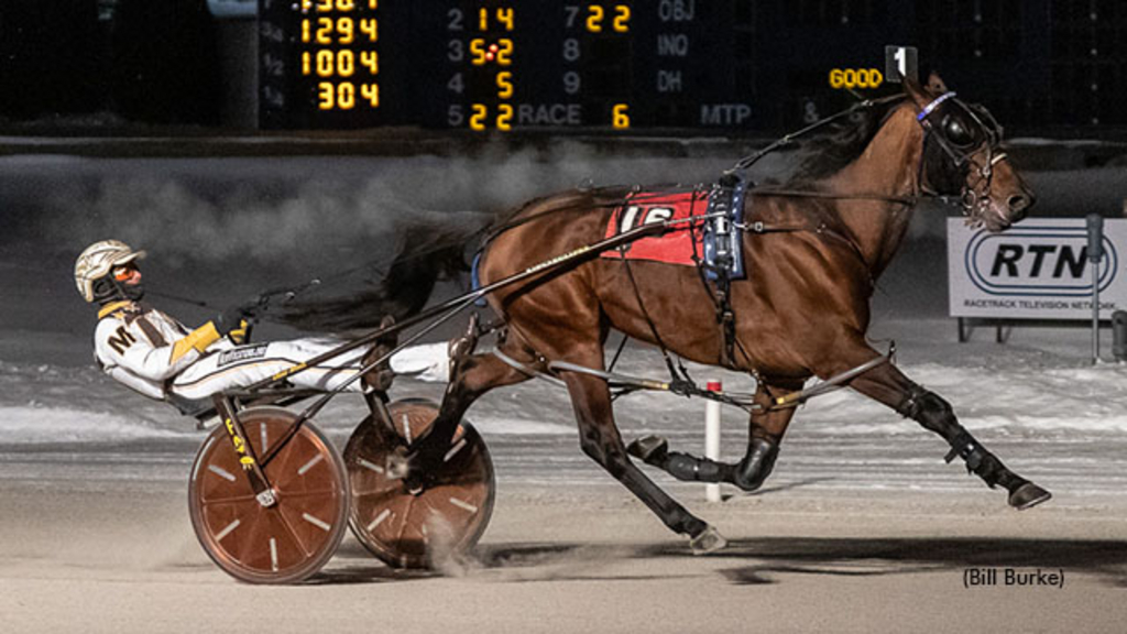 Adriano Hanover winning at Buffalo Raceway