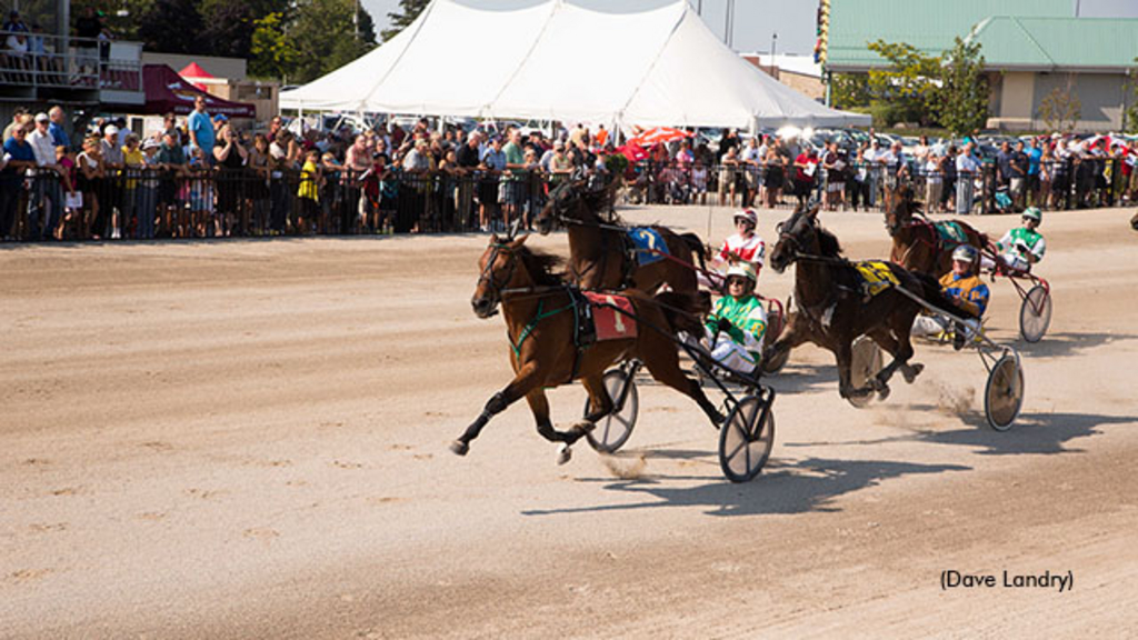 Legends Day racing at Clinton Raceway