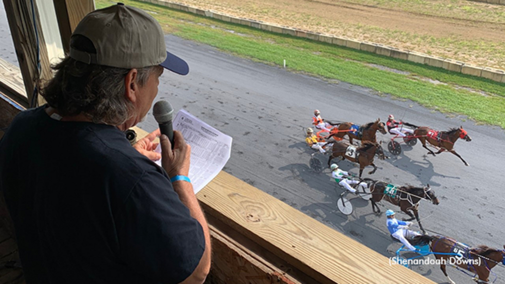 Harness racing at Shenandoah Downs