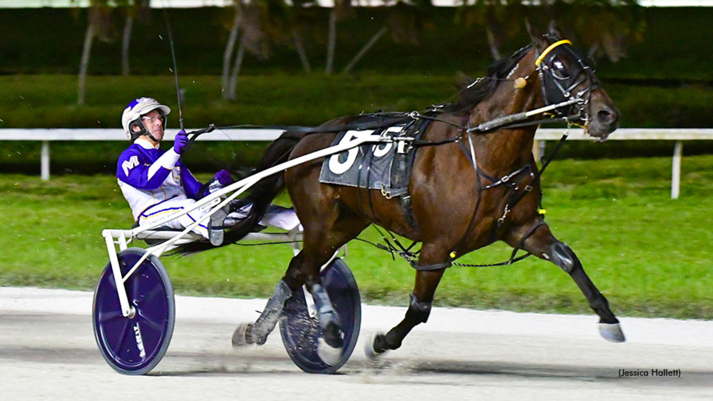 Max winning at Pompano Park