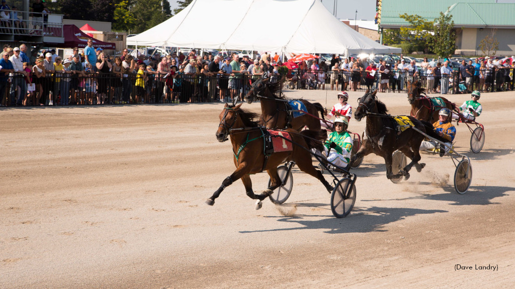 Racing at Clinton Raceway's Legends Day