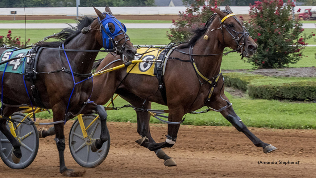 Blue Diamond Eyes winning the Kentucky Championship Series