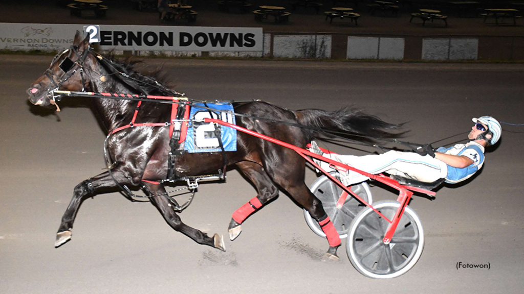 Jenny Lake winning at Vernon Downs