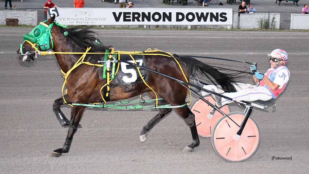 Mister Miami winning at Vernon Downs