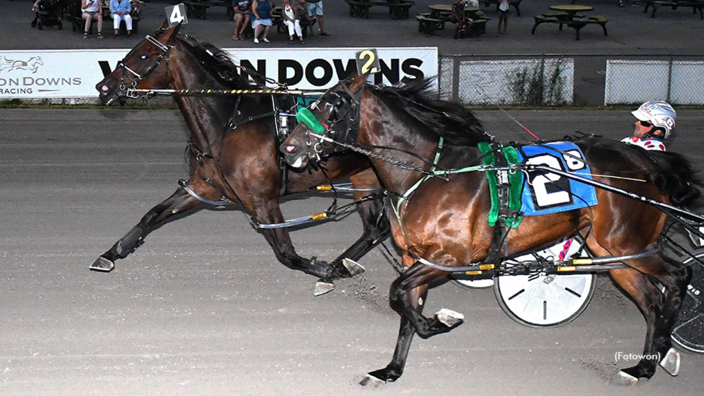 So Amazing winning at Vernon Downs