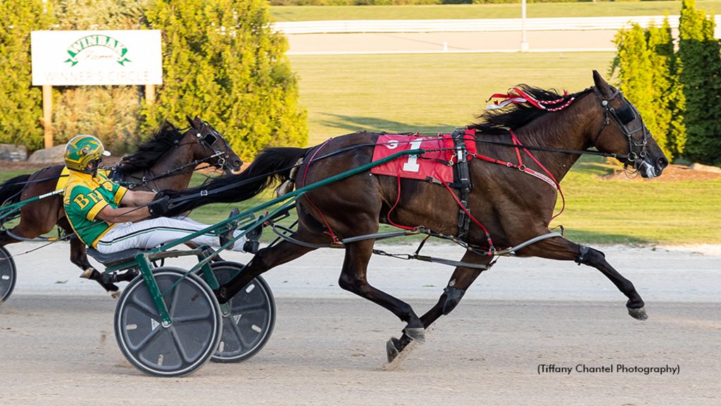 Control The Smile winning at Grand River Raceway