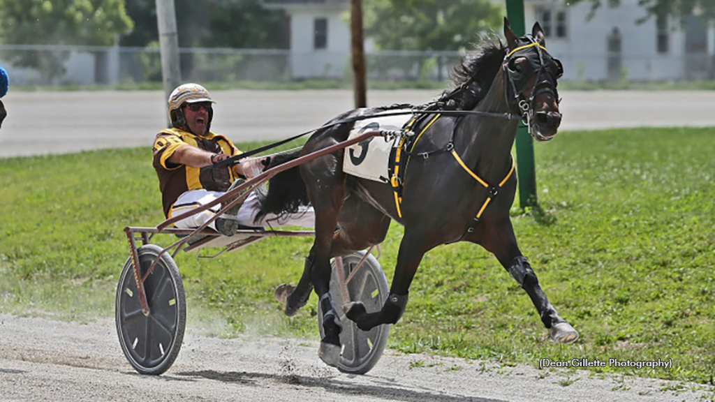 Doug Rideout driving his 3,000th winner