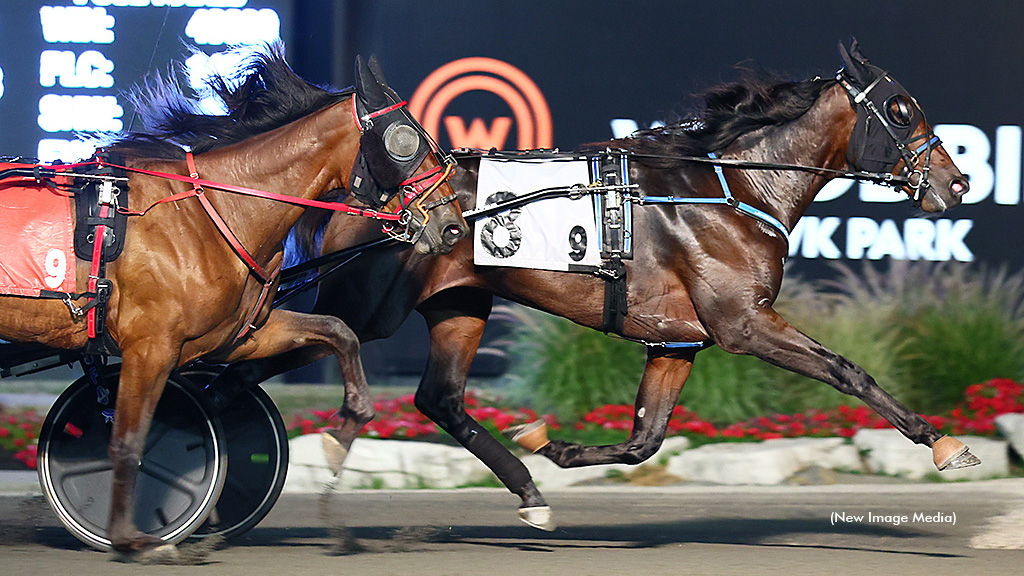 International Man winning at Woodbine Mohawk Park