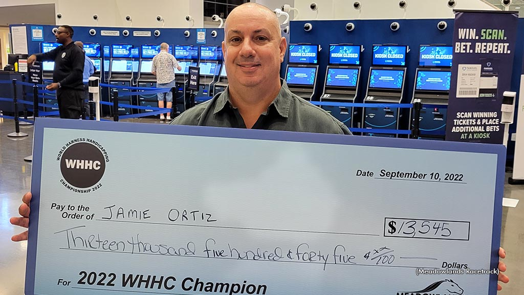 2022 World Harness Handicapping Championship winner Jaime Ortiz