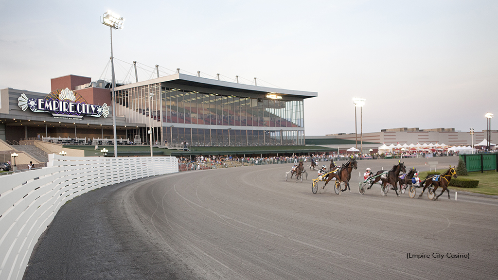 Harness racing at Yonkers Raceway