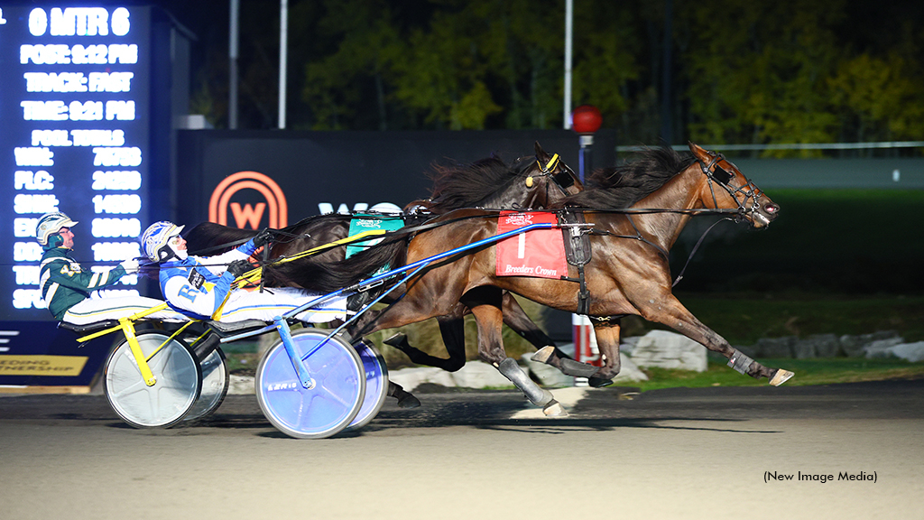 Gaines Hanover winning the Breeders Crown at Woodbine Mohawk Park