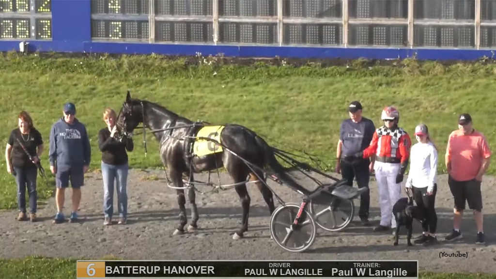 Batterup Hanover in the Truro Raceway winner's circle