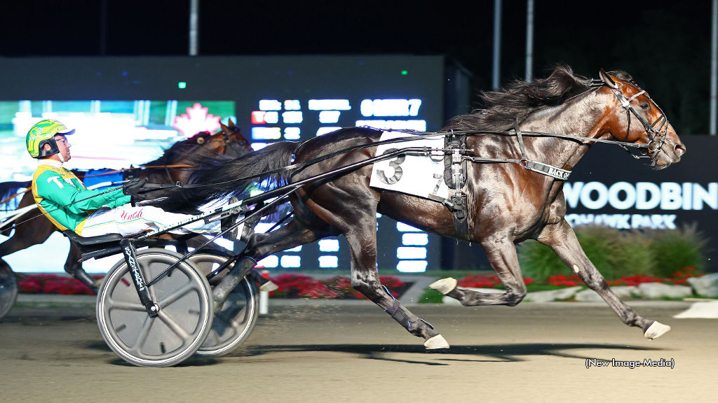 Back Of The Neck winning at Woodbine Mohawk Park