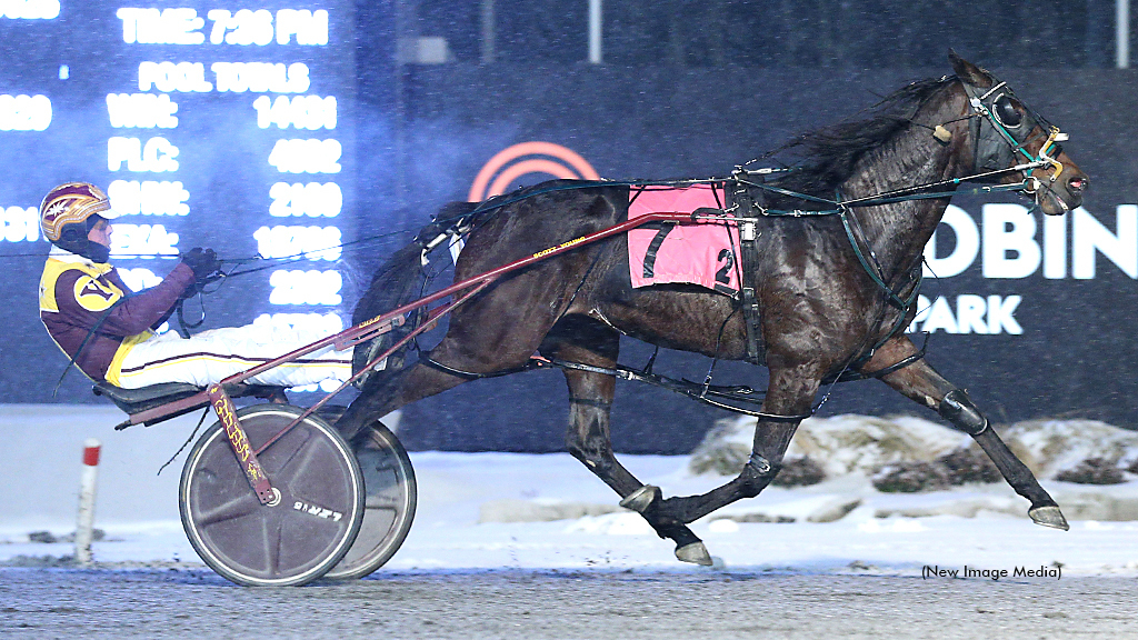 J One Twenty winning at Woodbine Mohawk Park