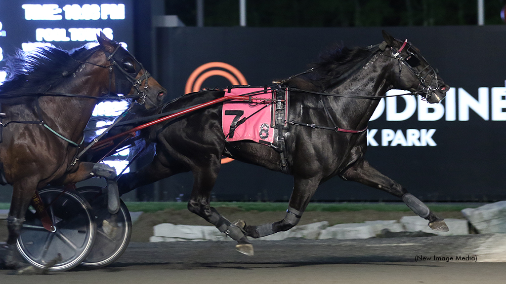 Pikachu Hanover winning at Woodbine Mohawk Park