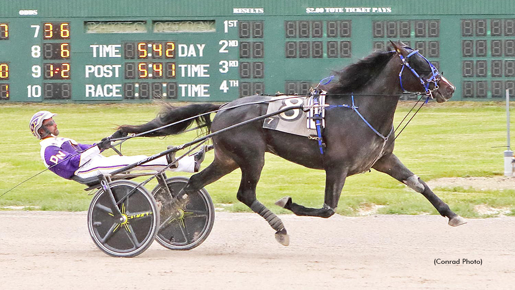 Striking Count winning at Scioto Downs