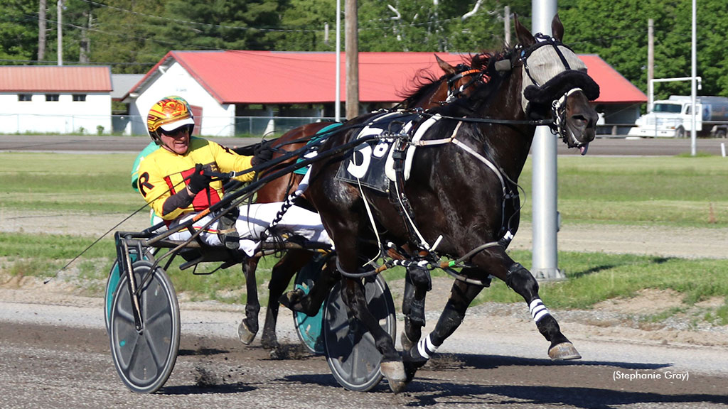 Amini and Bruce Ranger winning at First Tracks Cumberland