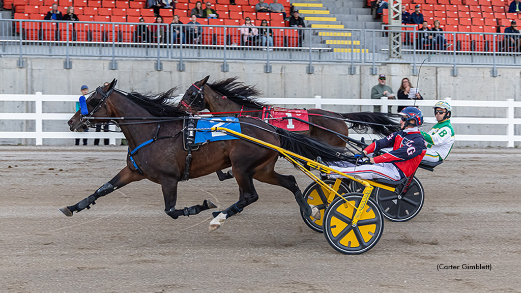 Lune Durharas winning at The Raceway at Western Fair District