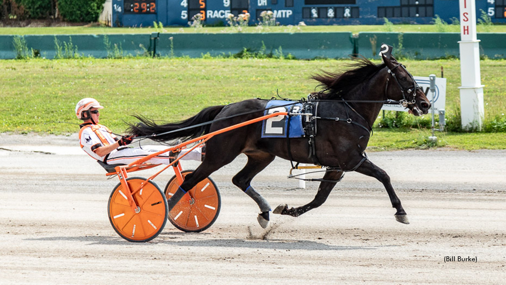 Crazy Ritz winning at Buffalo Raceway