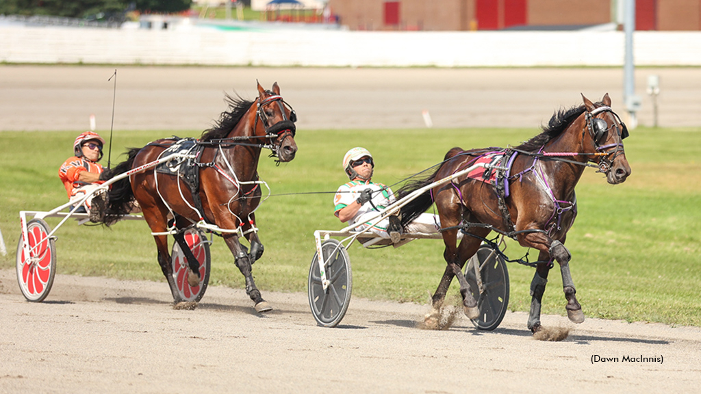 Melody Maker winning at Summerside Raceway