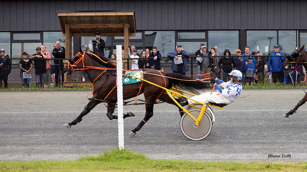 Pacific Dunes winning at Truro Raceway