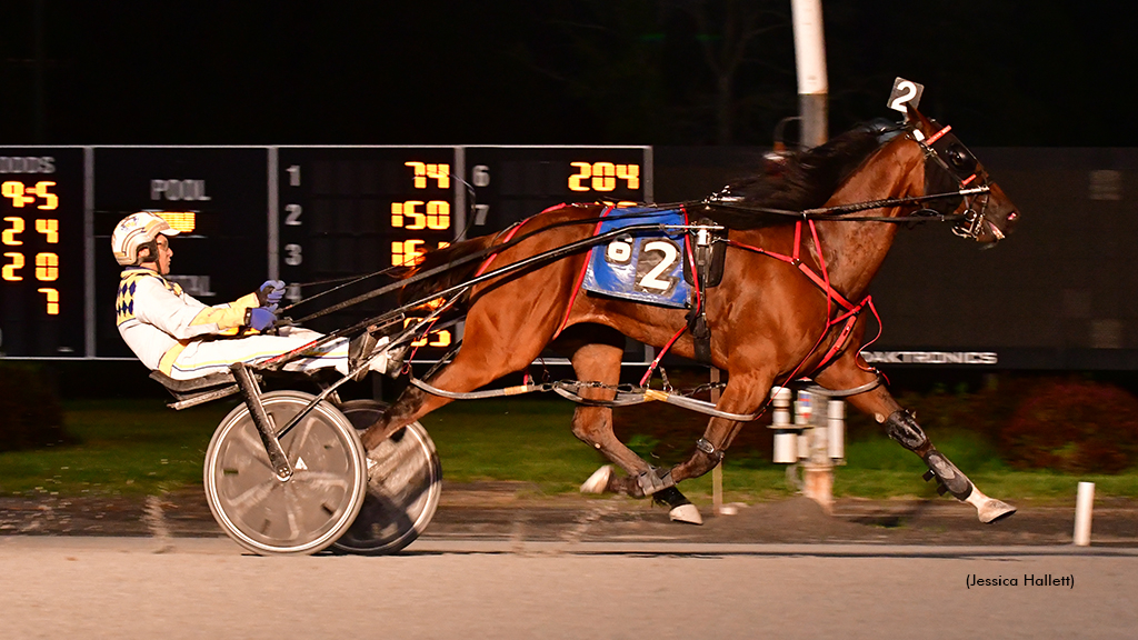 Pickup Man Hanover winning at Saratoga Raceway