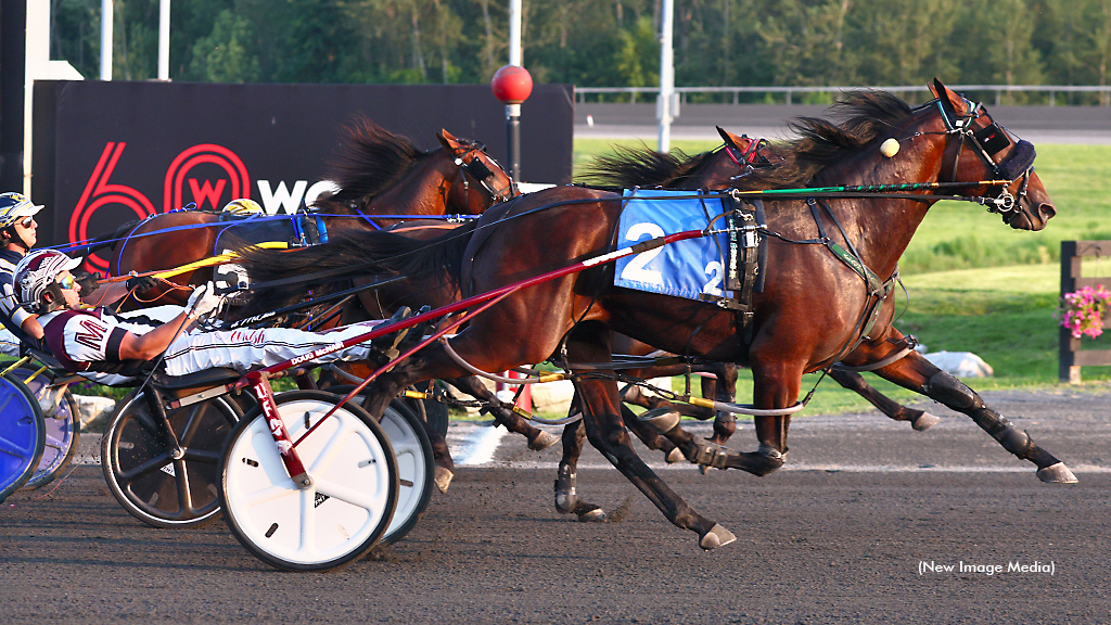 Remember The Alamo winning at Woodbine Mohawk Park