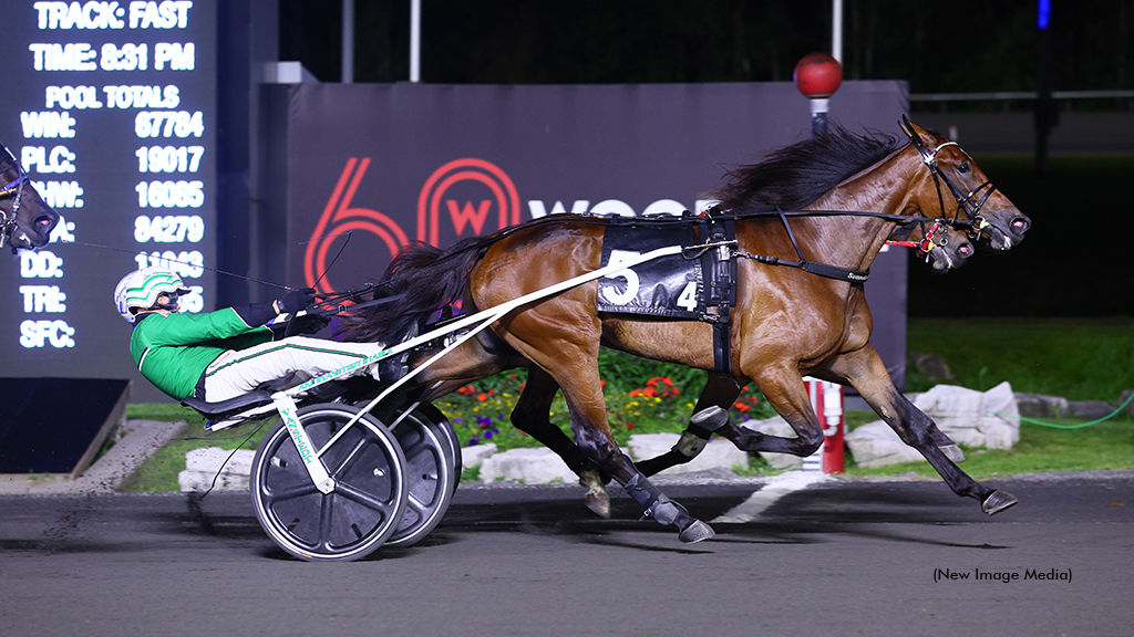 Bond winning at Woodbine Mohawk Park