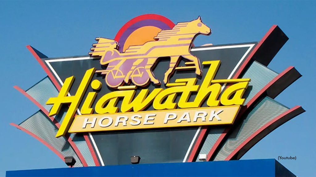 Hiawatha Horse Park signage