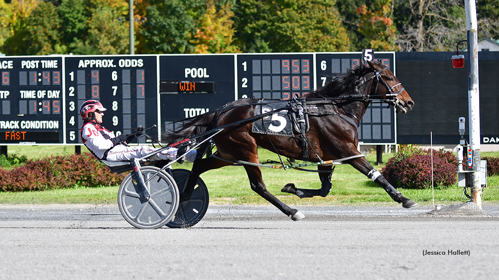 American Tour N winning at Saratoga Raceway