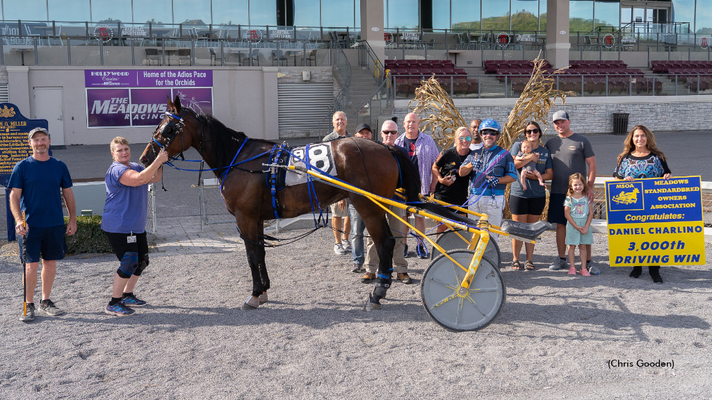 3,000 wins for Dan Charlino