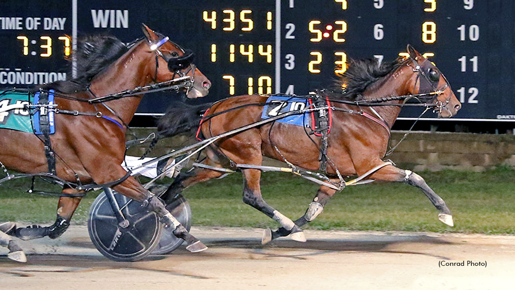 The Pantheist A winning at Dayton Raceway