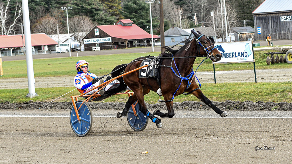 Matt So Sure and Aaron Hall winning at First Tracks Cumberland