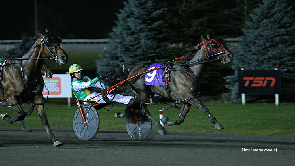 Sintra winning the Canadian Pacing Derby at Mohawk