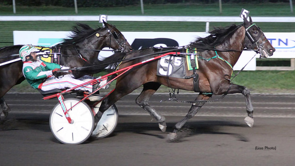 Saverio Hanover winning at The Meadowlands