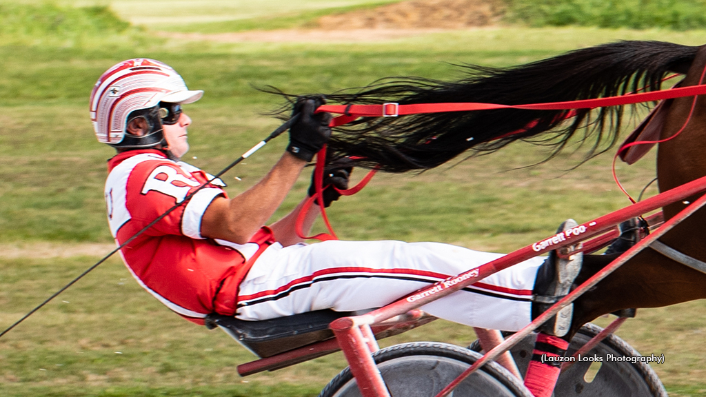 Garrett Rooney winning at Leamington Raceway