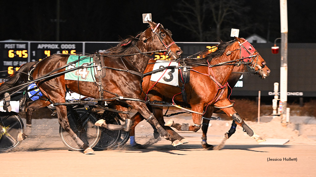 Pickup Man Hanover winning at Saratoga Raceway