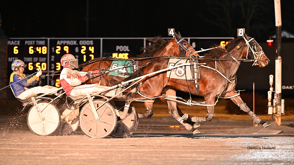 Rocknroll Runa A winning at Saratoga Raceway