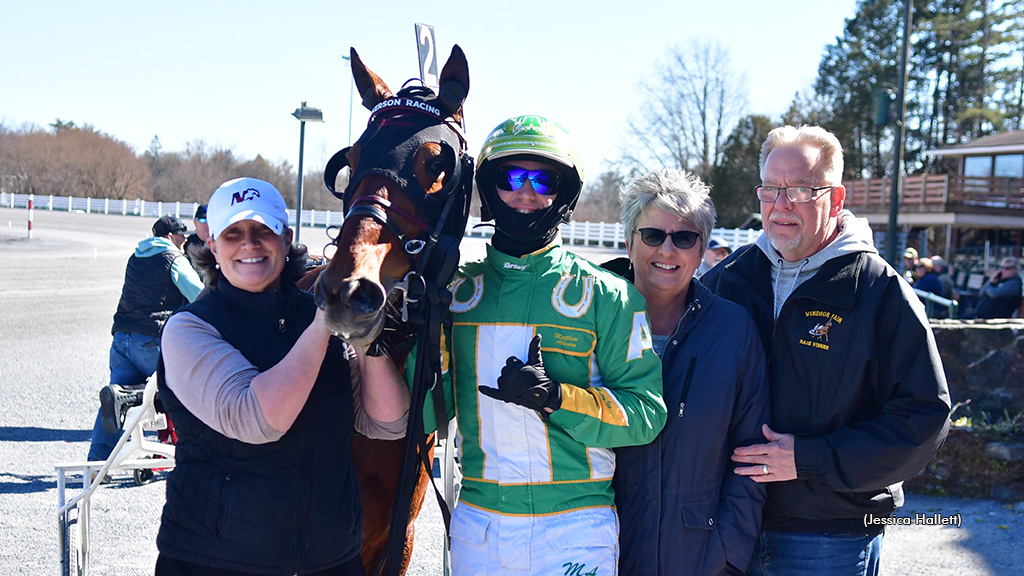 Swedish Starlet N and her connections in the winner's circle at Saratoga Raceway